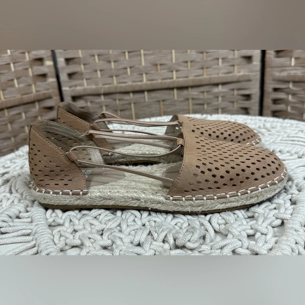Eileen Fisher Women’s Perforated Lee 2 Espadrille Flats - Size 5